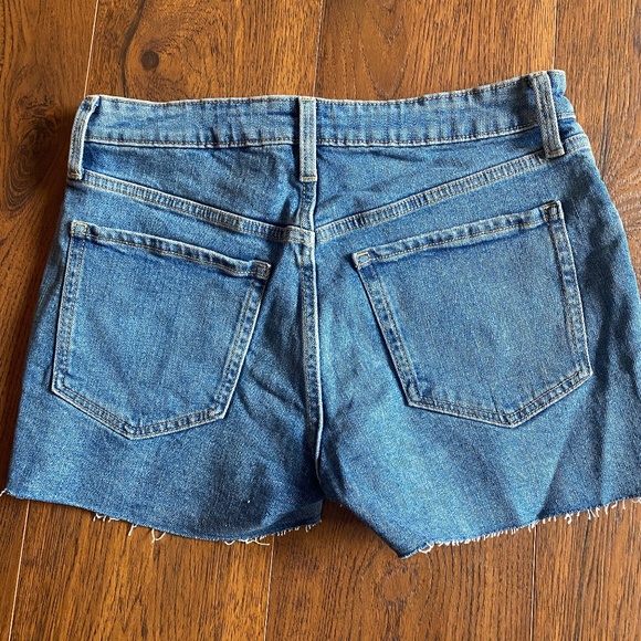 High Rise Shorts - Picture 2 of 3